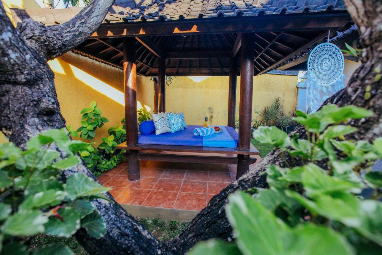 Villa Matahari Seminyak Buitenkant foto