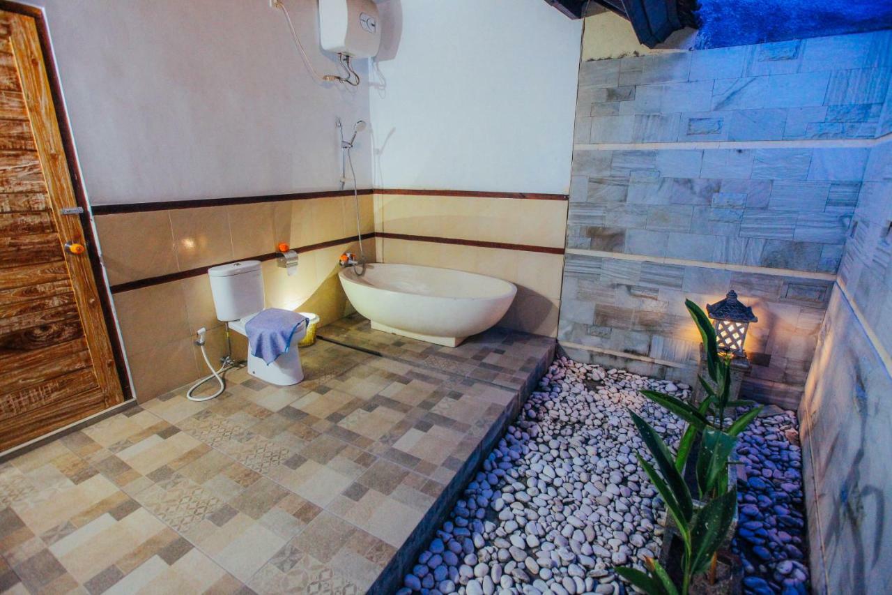 Villa Matahari Seminyak Buitenkant foto